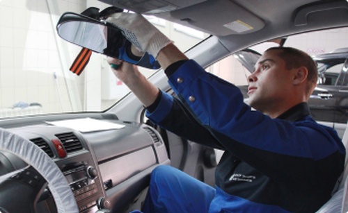 шаг Демонтируем аксессуары